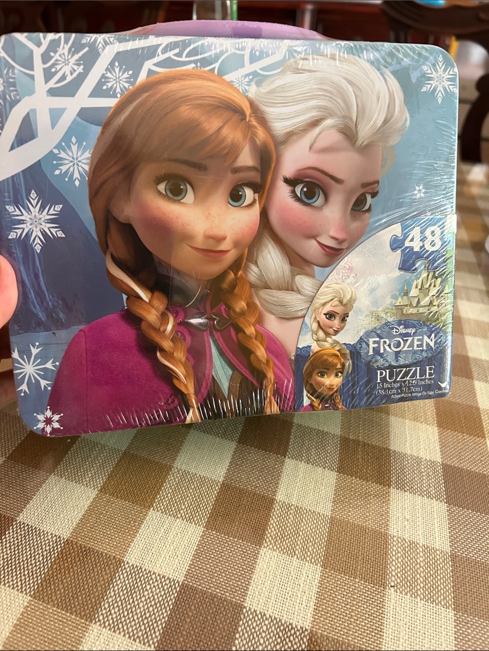 Disney Frozen Tin Puzzle with Anna & Elsa - Pink & Light Blue